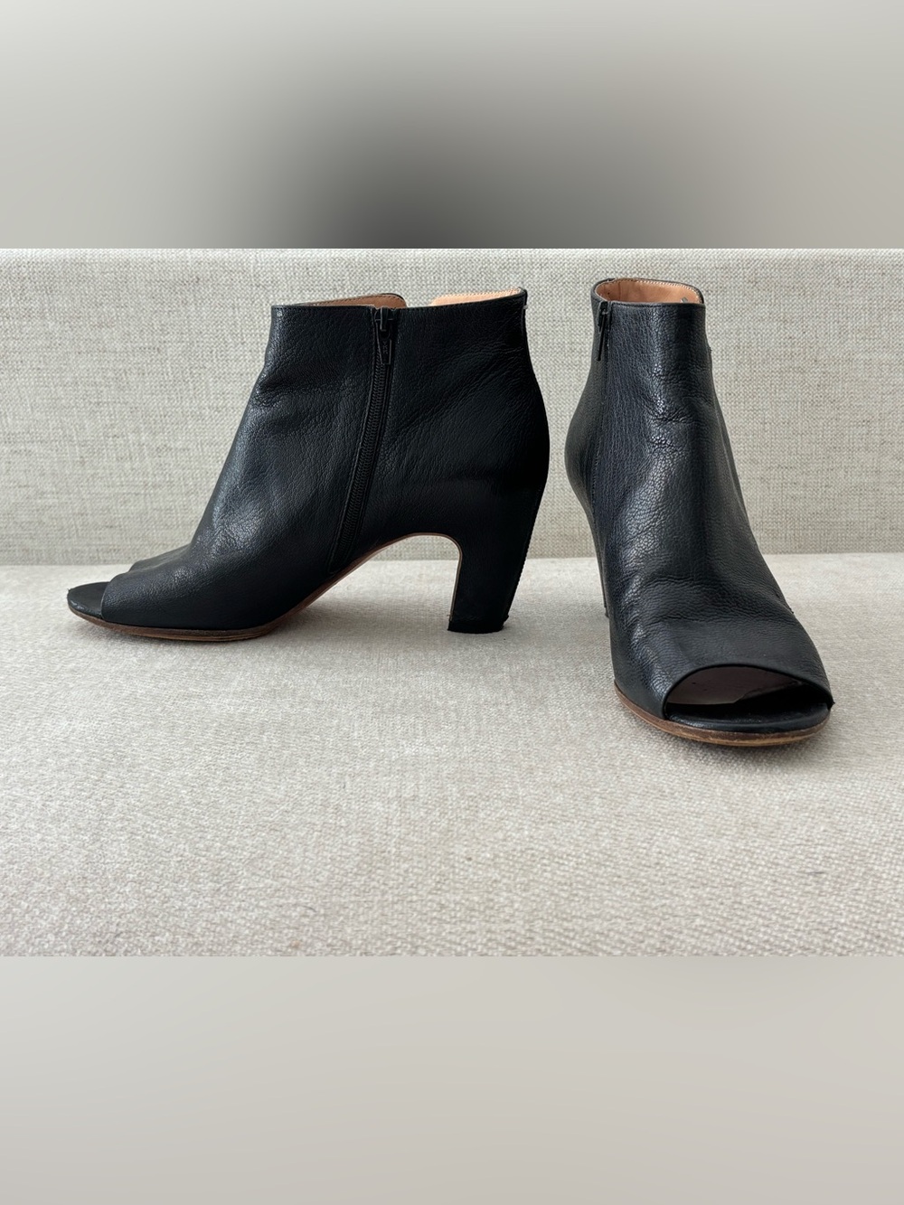MM6 Maison Margiela Black Leather Peep-Toe Ankle Boots | 37.5